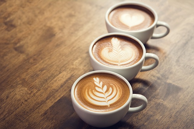 Kahve Yapımında Kullanılan Süt Alternatifleri Kahve Yapımında Kullanılan Süt Alternatifleri