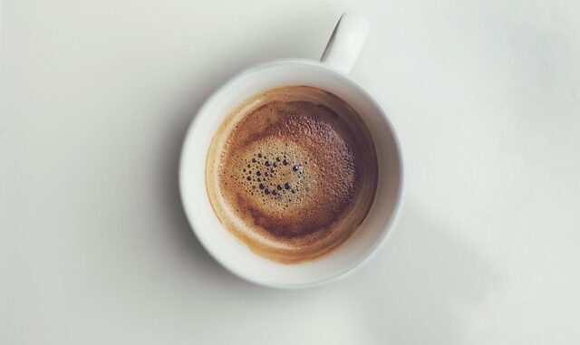 11. Kahve ve Sanat: Kahve Tasarımlarının Estetik Yönü 11. Kahve ve Sanat: Kahve Tasarımlarının Estetik Yönü