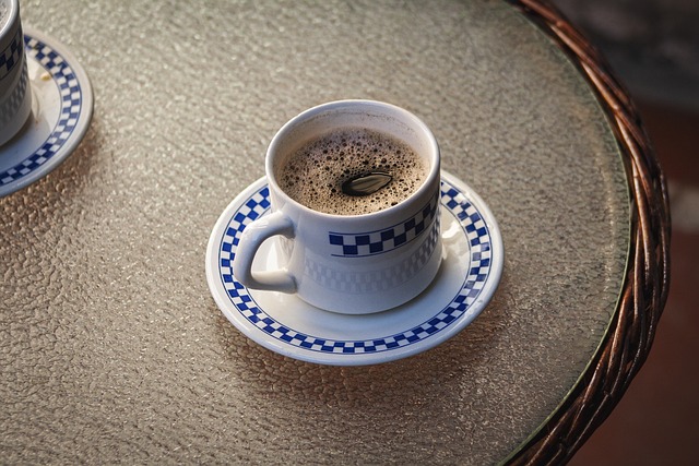 39. Evde Farklı Kahve Tarzları Keşfedin: Türk Kahvesi, Espresso ve Diğerleri 39. Evde Farklı Kahve Tarzları Keşfedin: Türk Kahvesi, Espresso ve Diğerleri